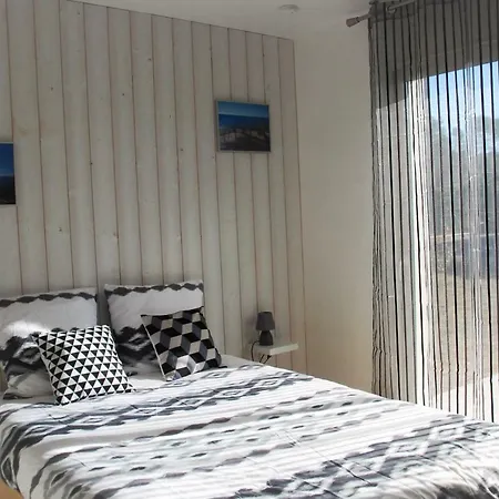 Donosti D'hotes 3* לנטון